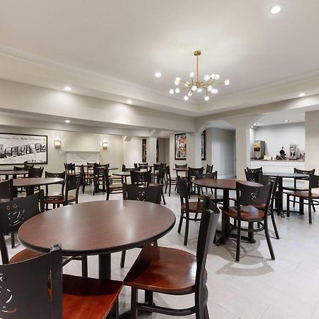 Hotel Super 8 By Wyndham Nowy Orlean Zewnętrze zdjęcie