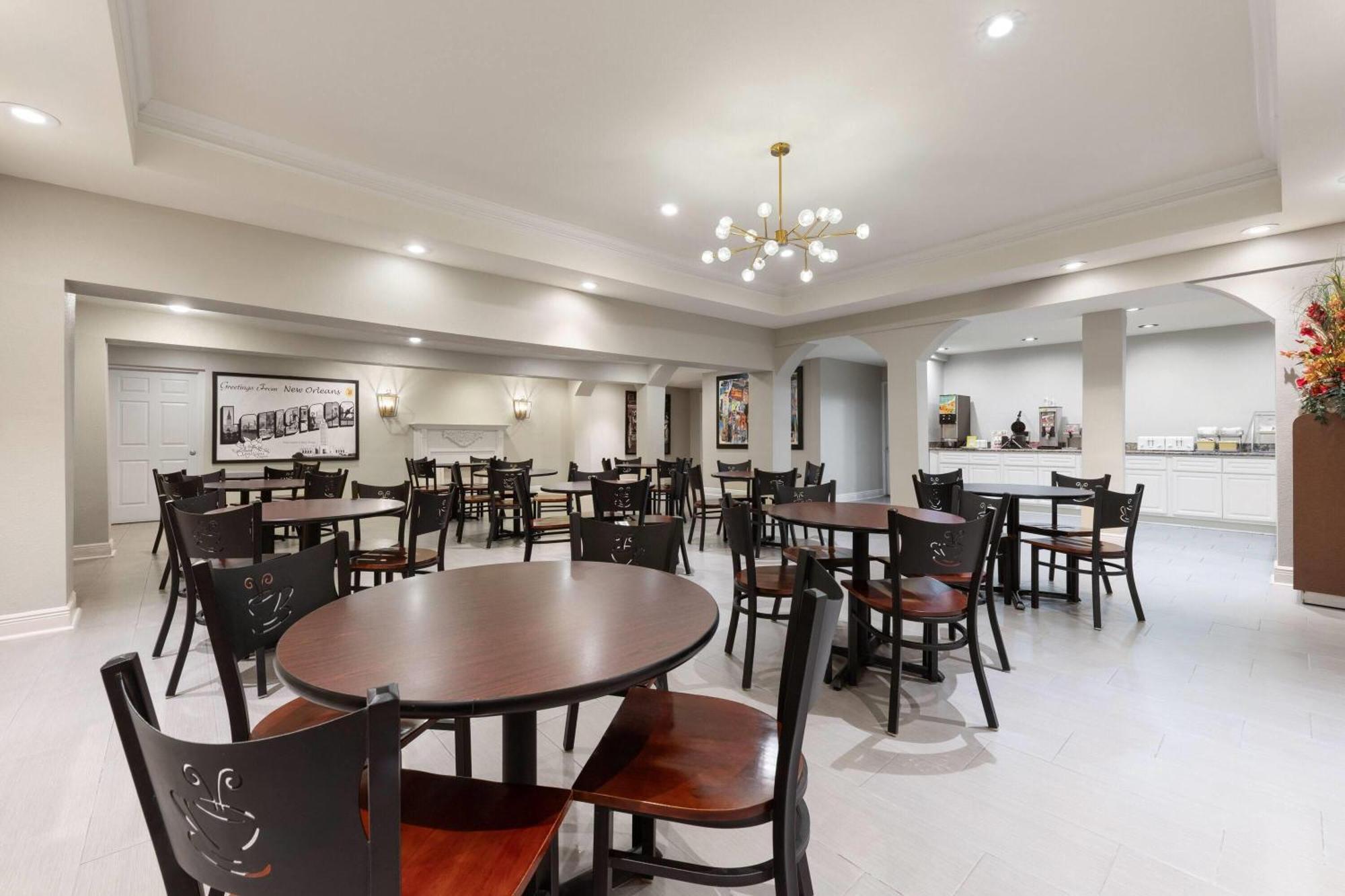Hotel Super 8 By Wyndham Nowy Orlean Zewnętrze zdjęcie
